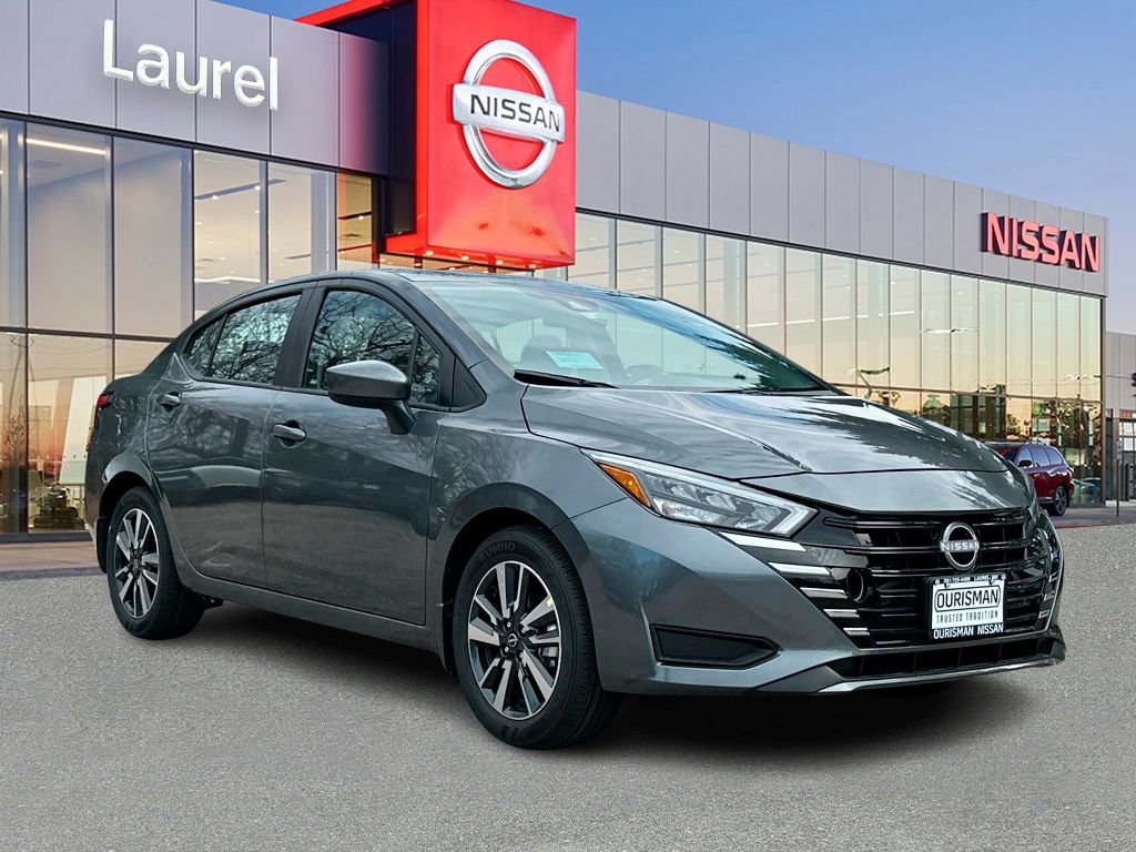 New 2025 Nissan Versa SV w/ Trunk Package