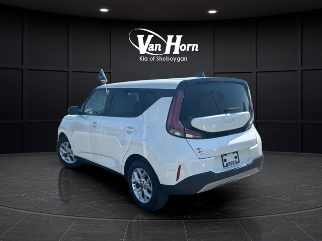 Certified 2025 Kia Soul S FWD image 5