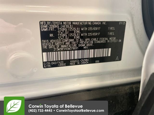 Used 2025 Toyota RAV4 XLE image 28