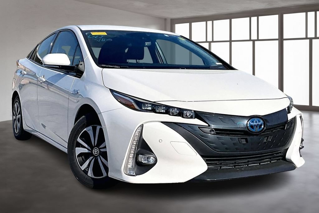 Used 2019 Toyota Prius Prime Advanced FWD image 3