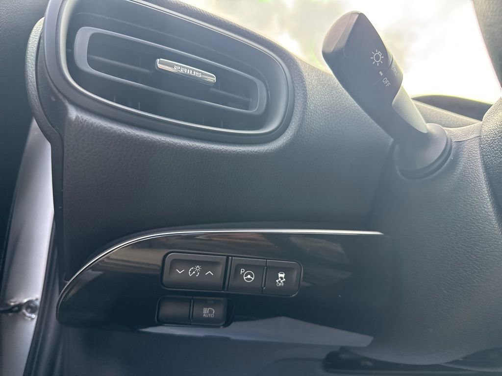 Used 2018 Toyota Prius Two w/ Prius Two Safety Plus Package image 14