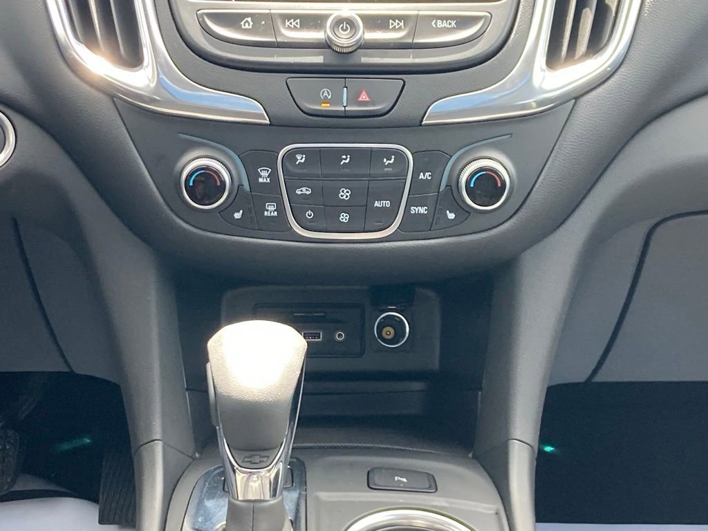 Used 2024 Chevrolet Equinox LT AWD/4WD image 17