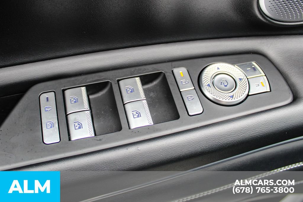 Used 2025 Genesis GV80 3.5T e-SC AWD/4WD image 40
