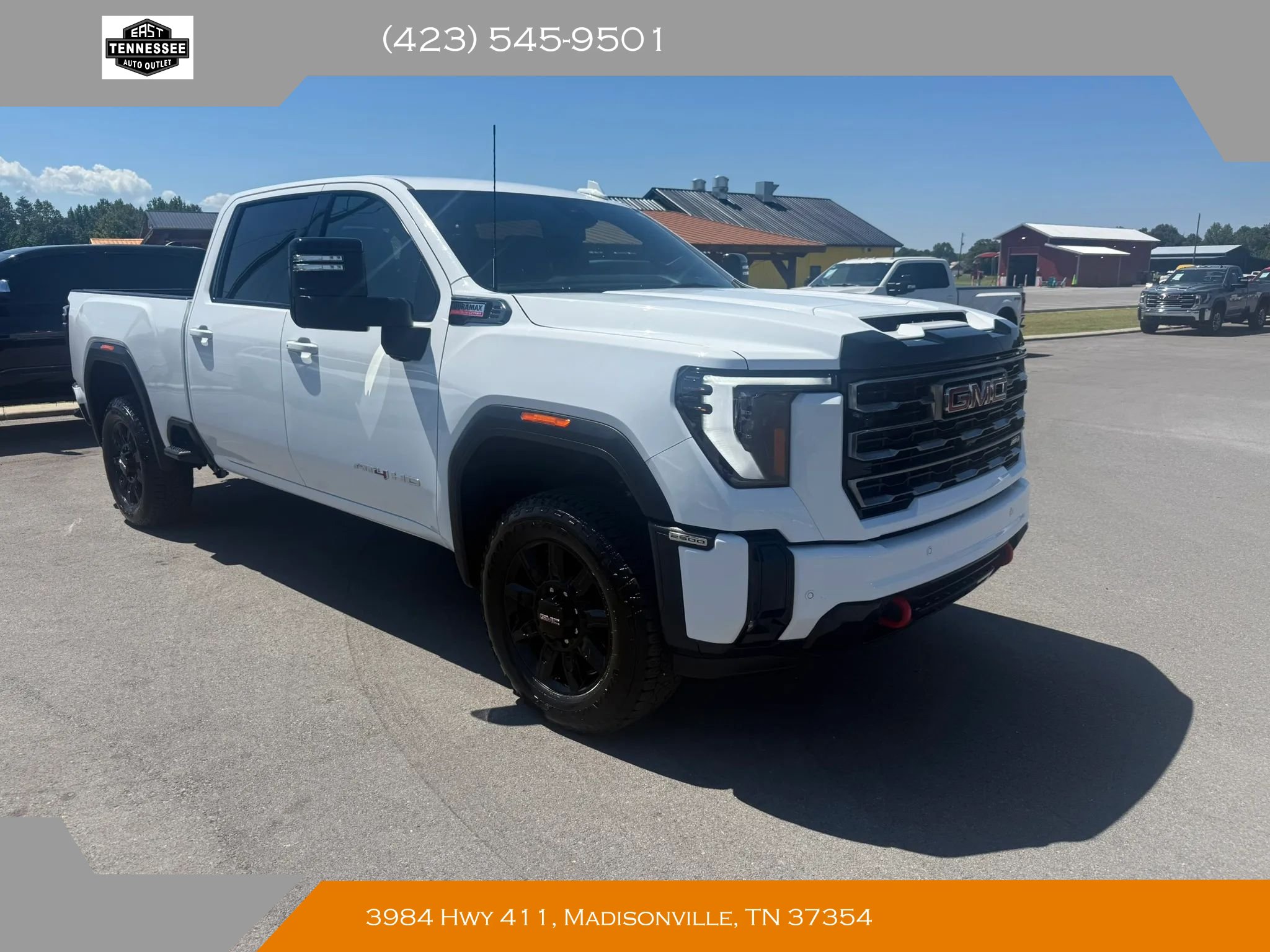 Used 2025 GMC Sierra 2500 AT4 AWD/4WD image 1