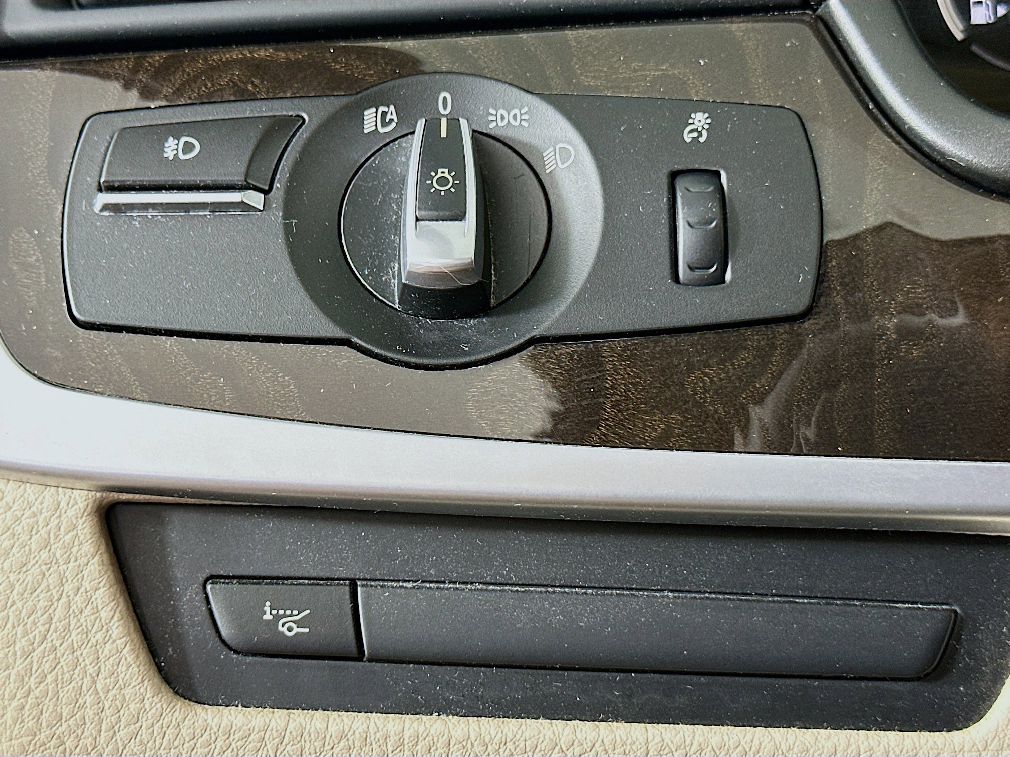 Used 2013 BMW 535i xDrive Sedan AWD/4WD image 16