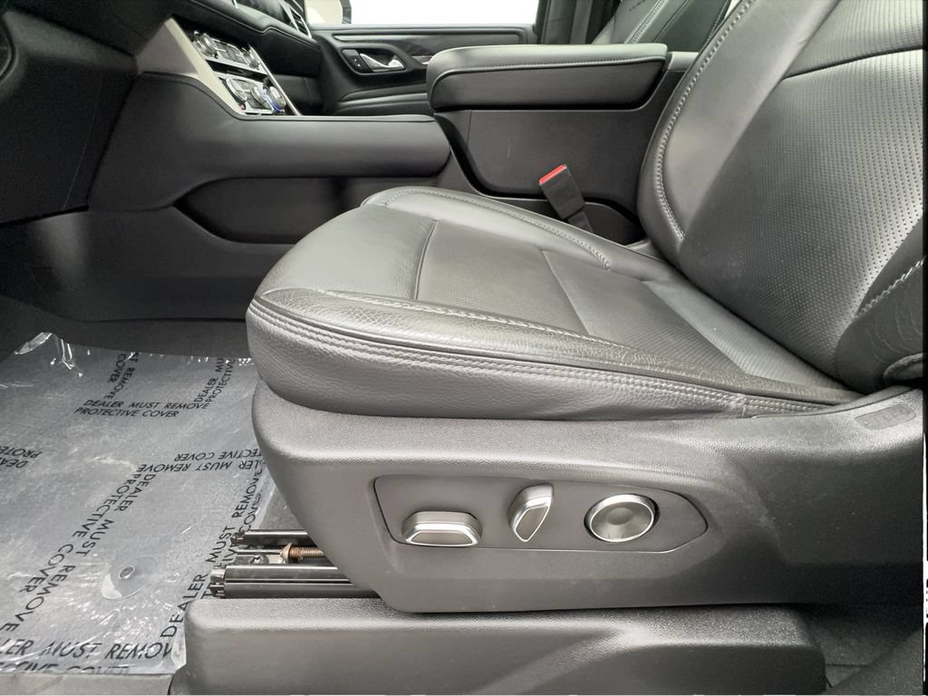 Used 2024 GMC Yukon Denali w/ Advanced Technology Package AWD/4WD image 23