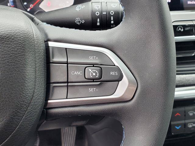 Used 2022 Jeep Compass Latitude AWD/4WD image 12