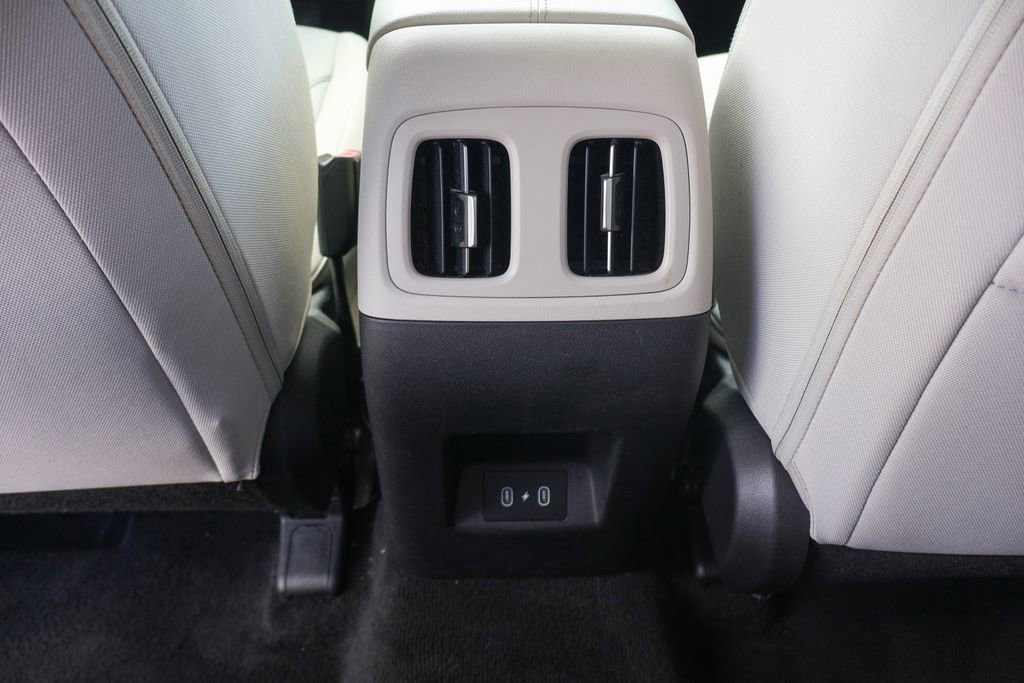 Used 2025 Hyundai Tucson SEL FWD image 19