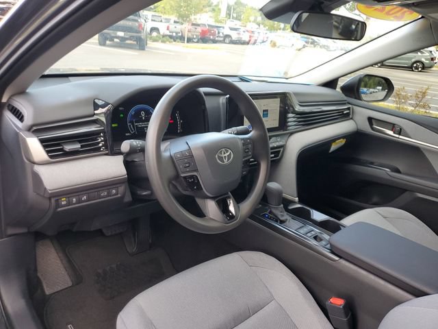 Used 2025 Toyota Camry LE FWD image 24
