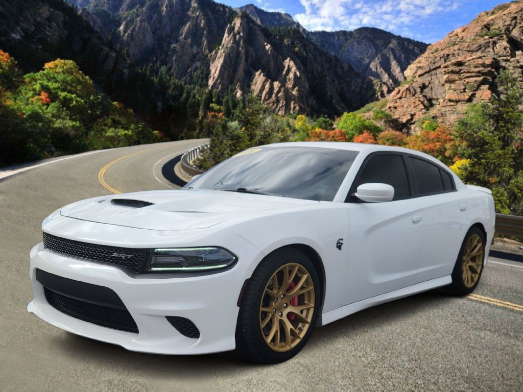 Used 2016 Dodge Charger SRT Hellcat w/ Harman/Kardon Audio Group RWD image 5