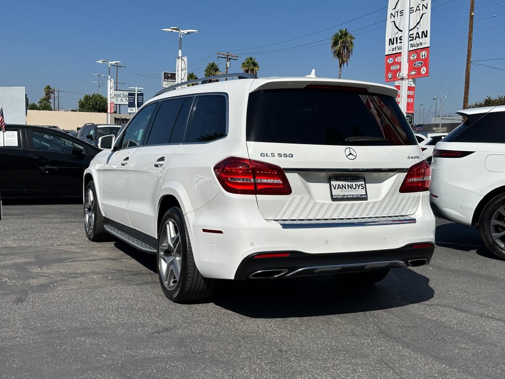 Used 2017 Mercedes-Benz GLS 550 4MATIC image 3