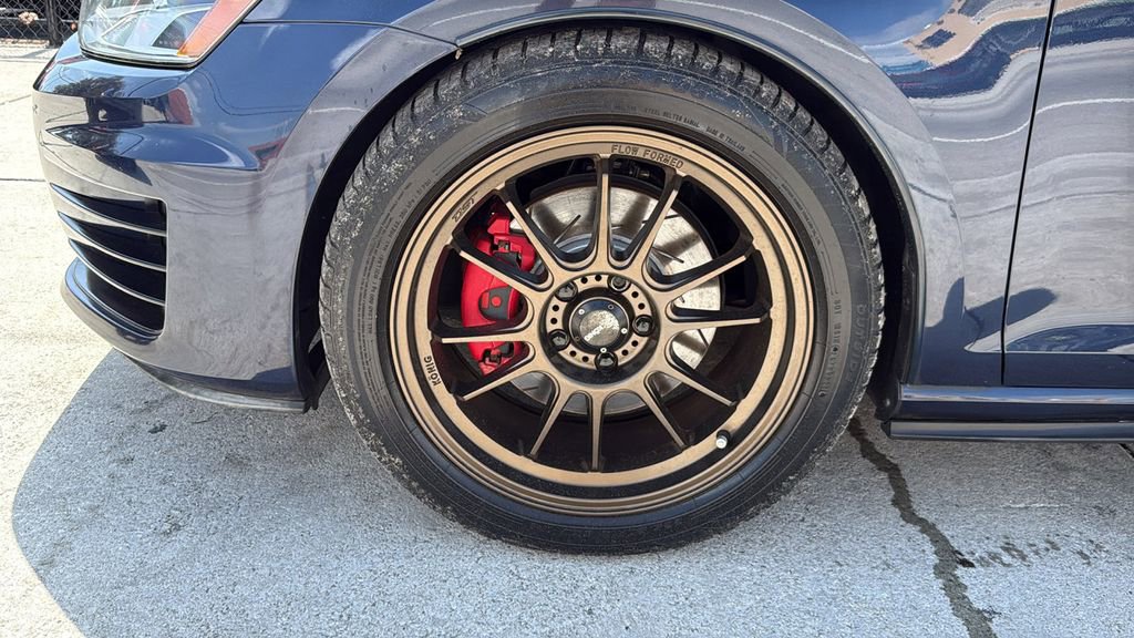 Used 2015 Volkswagen GTI S FWD image 18