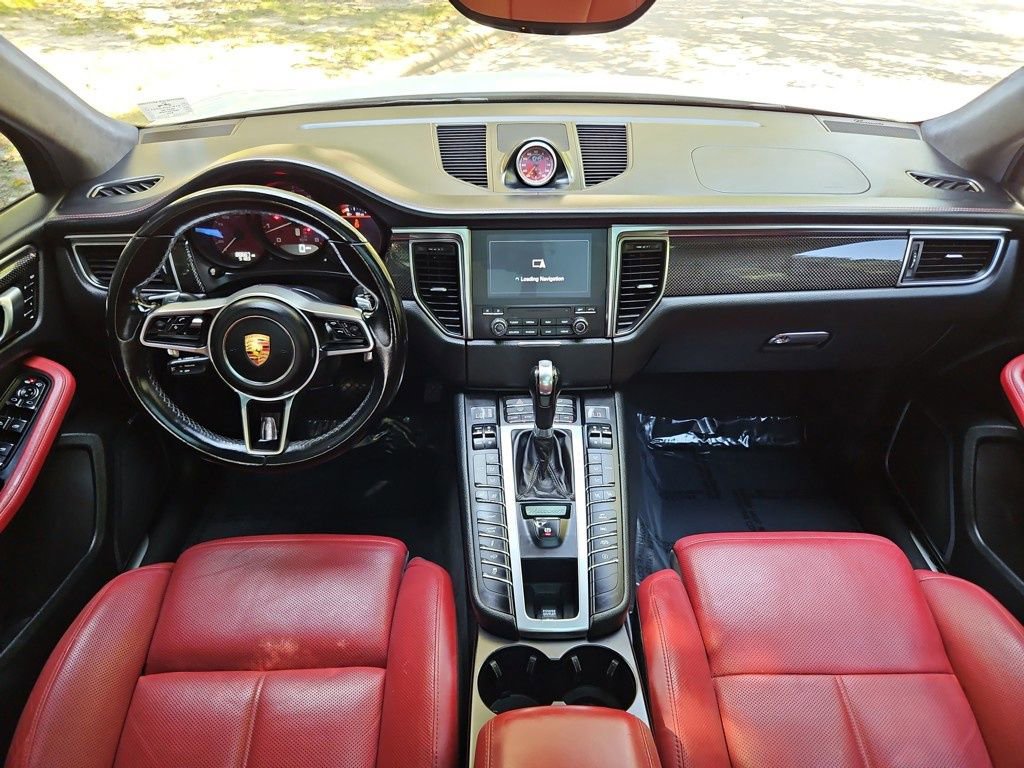 Used 2018 Porsche Macan GTS image 11