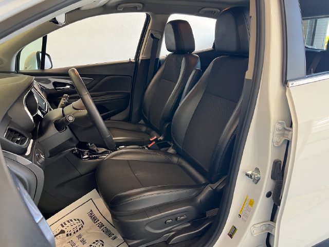 Used 2021 Buick Encore Preferred w/ Safety Package II AWD/4WD image 33