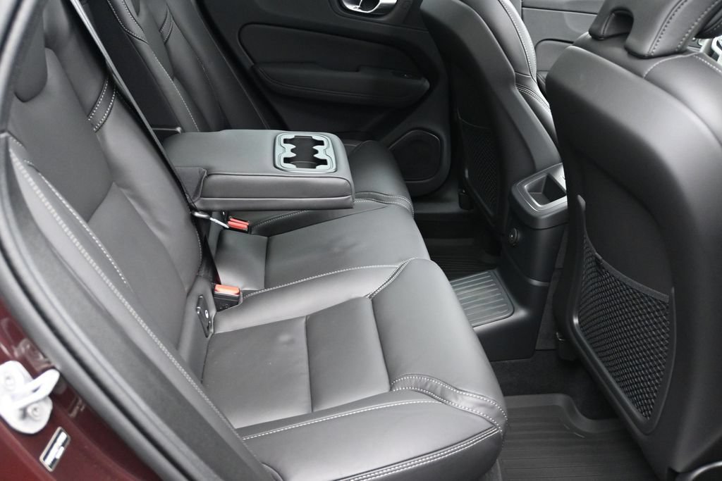 New 2026 Volvo XC60 T8 Ultra w/ Climate Package AWD/4WD image 16