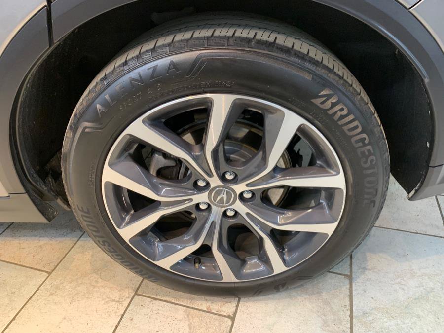 Used 2023 Acura MDX w/ Technology Package AWD/4WD image 13
