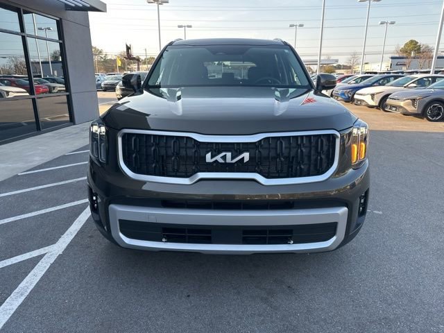 Used 2025 Kia Telluride EX image 3