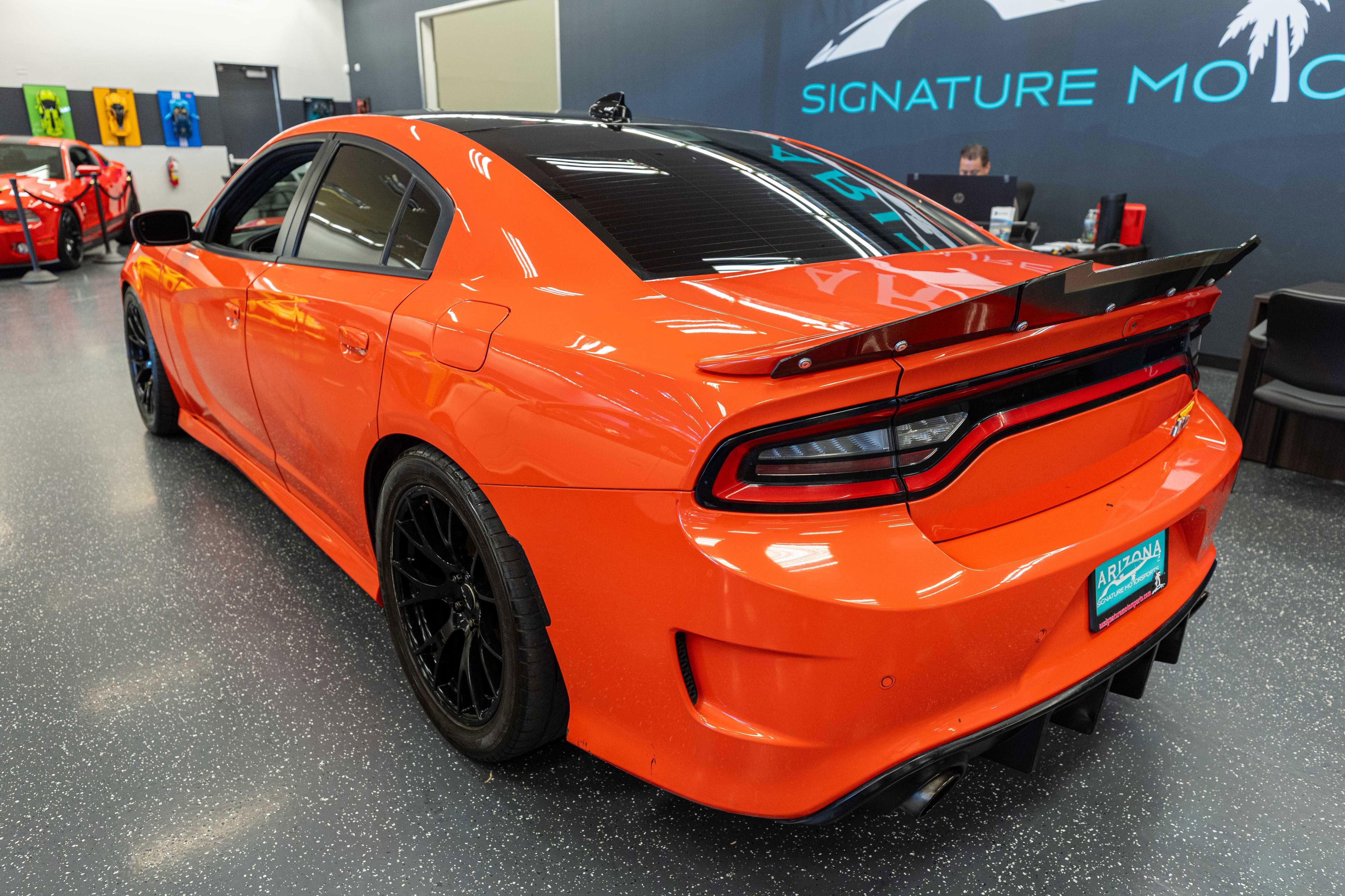 Used 2016 Dodge Charger SRT w/ Harman/Kardon Audio Group RWD image 8