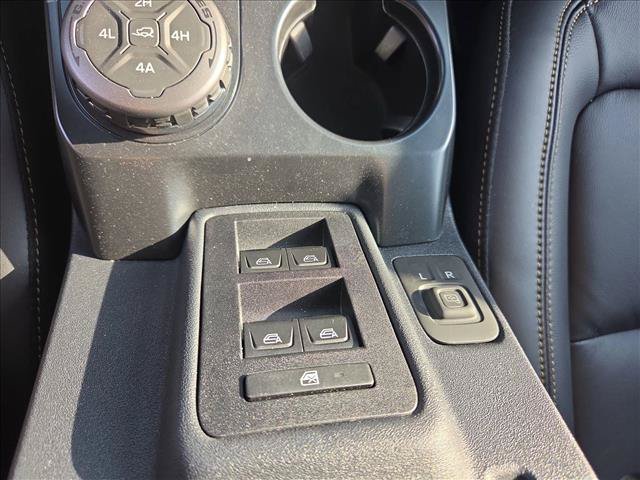 Used 2026 Ford Bronco Badlands AWD/4WD image 11
