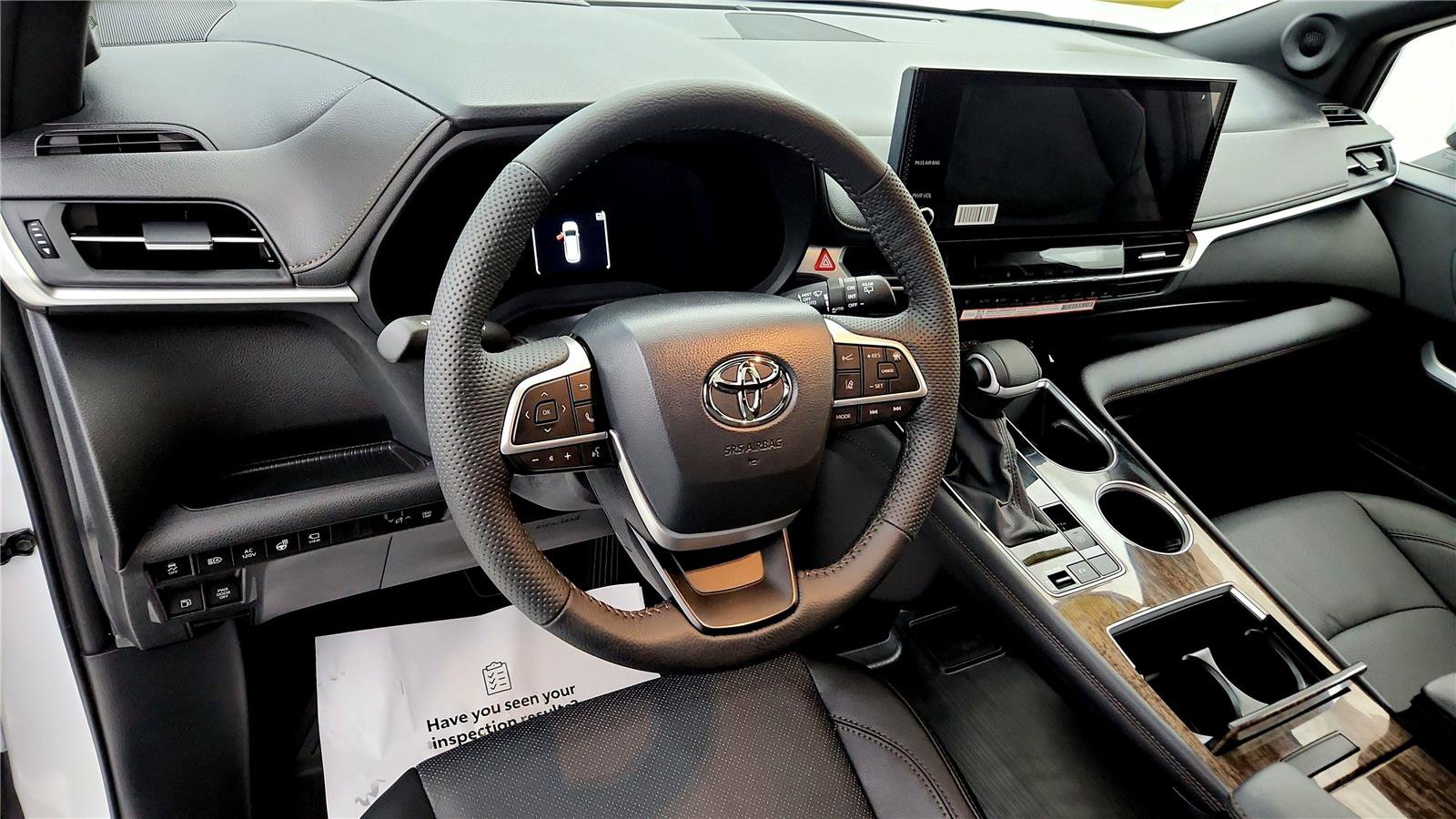 Used 2026 Toyota Sienna Platinum image 26