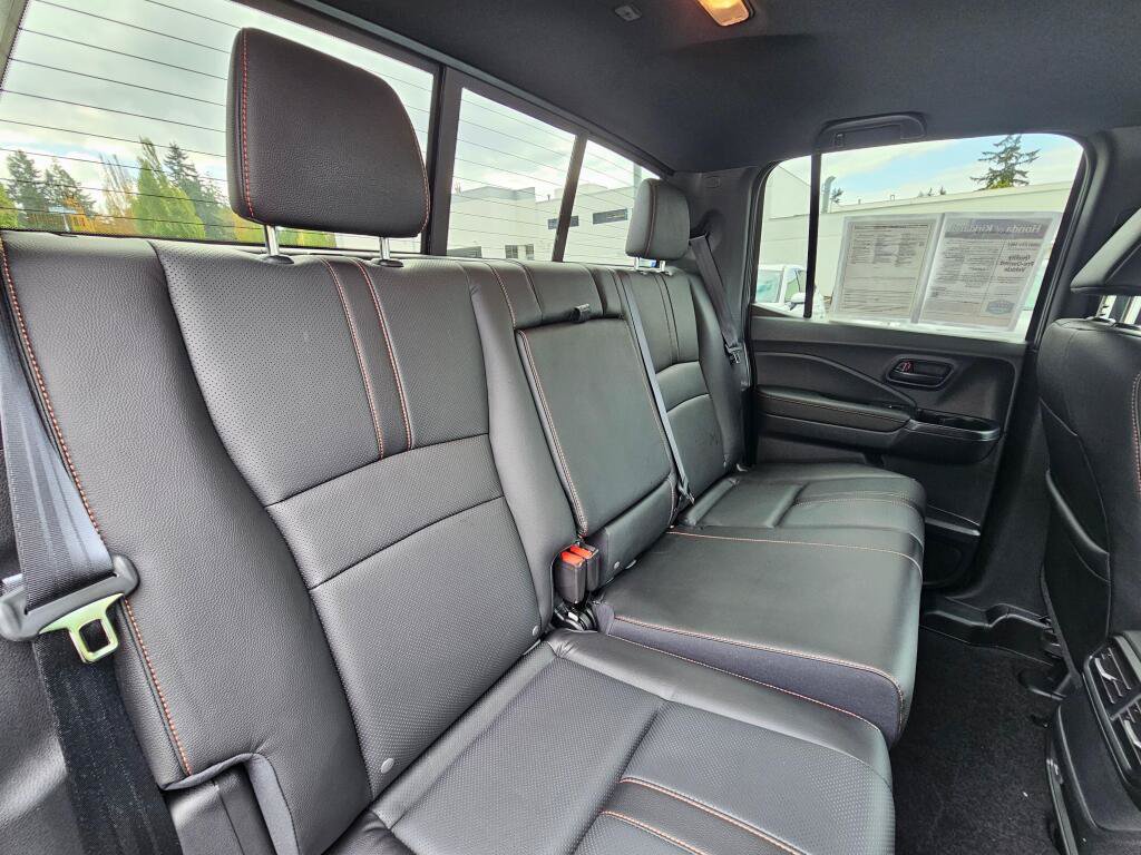 Certified 2025 Honda Ridgeline TrailSport image 13