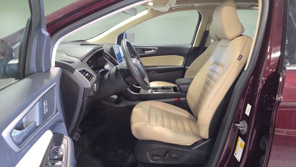 Used 2022 Ford Edge SEL w/ Convenience Package image 10