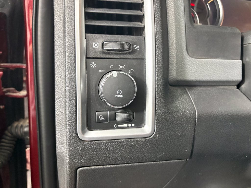 Used 2017 RAM 1500 Big Horn AWD/4WD image 13