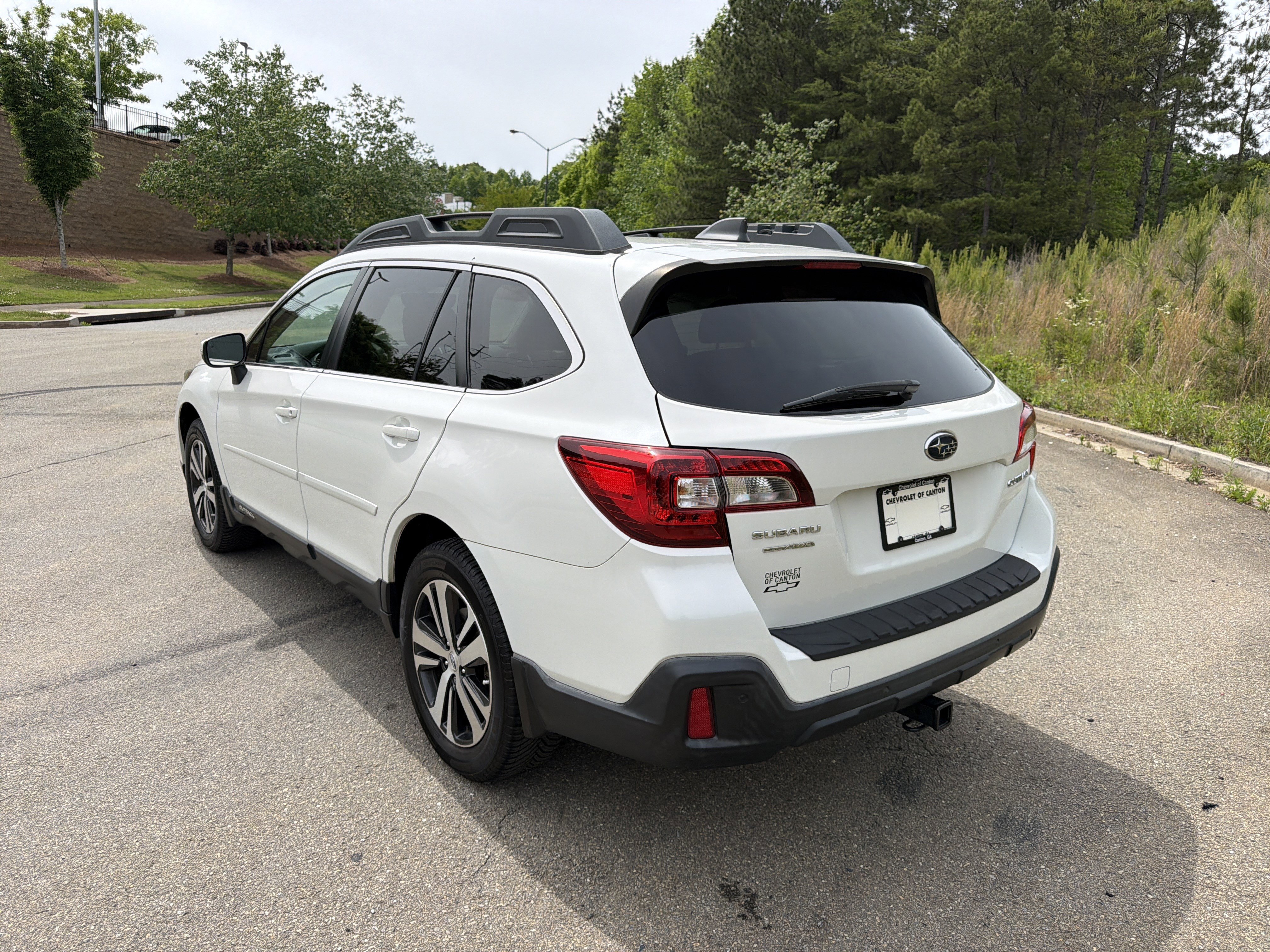 Used 2018 Subaru Outback 2.5i Limited AWD/4WD image 7