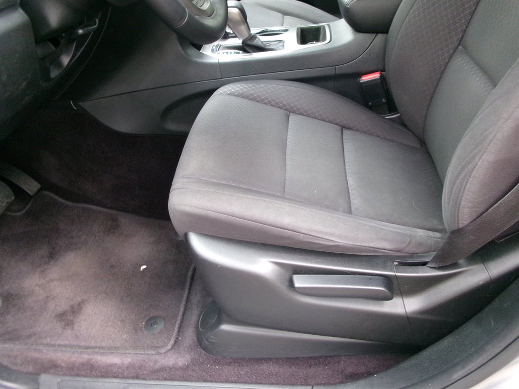 Used 2018 Jeep Grand Cherokee Laredo image 13