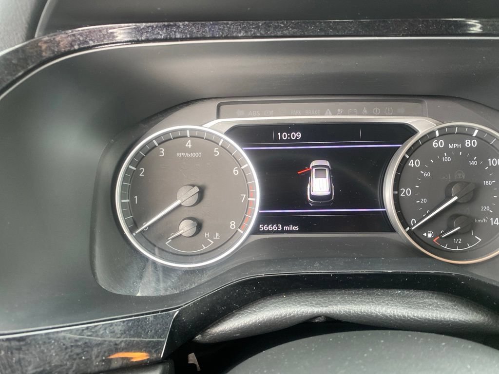 Used 2024 Nissan Pathfinder SL AWD/4WD image 5