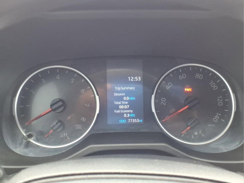 Used 2022 Toyota RAV4 XLE FWD image 22