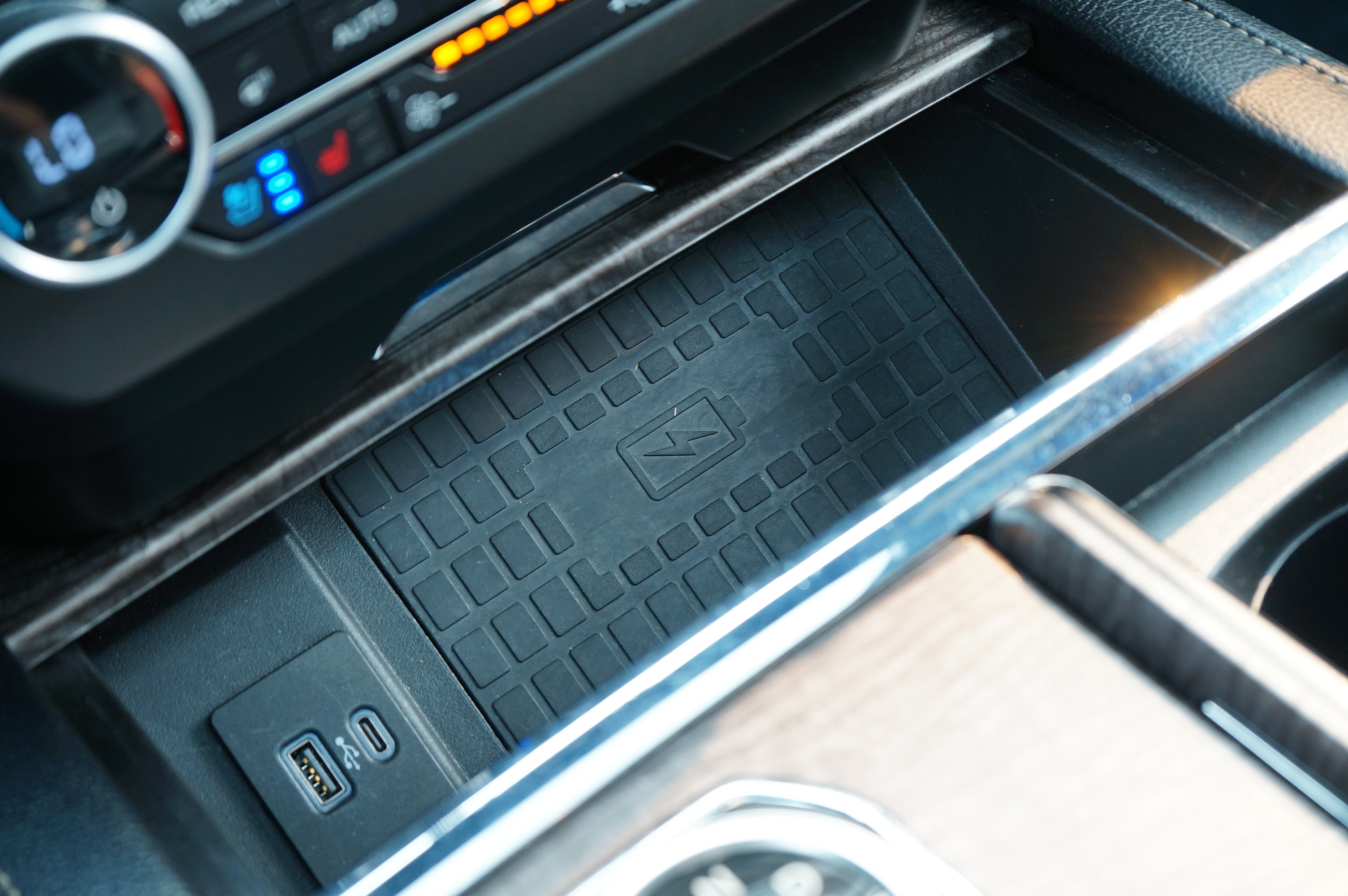 Used 2021 Ford Expedition Limited image 29