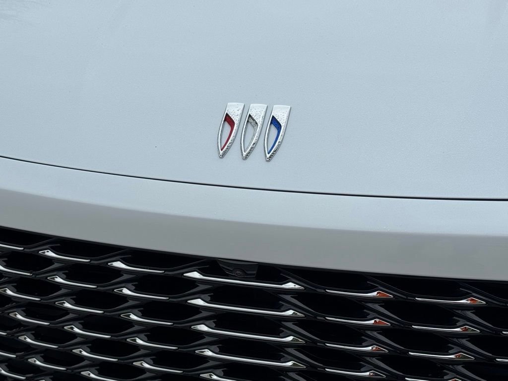 New 2026 Buick Enclave Avenir w/ Super Cruise Package image 7