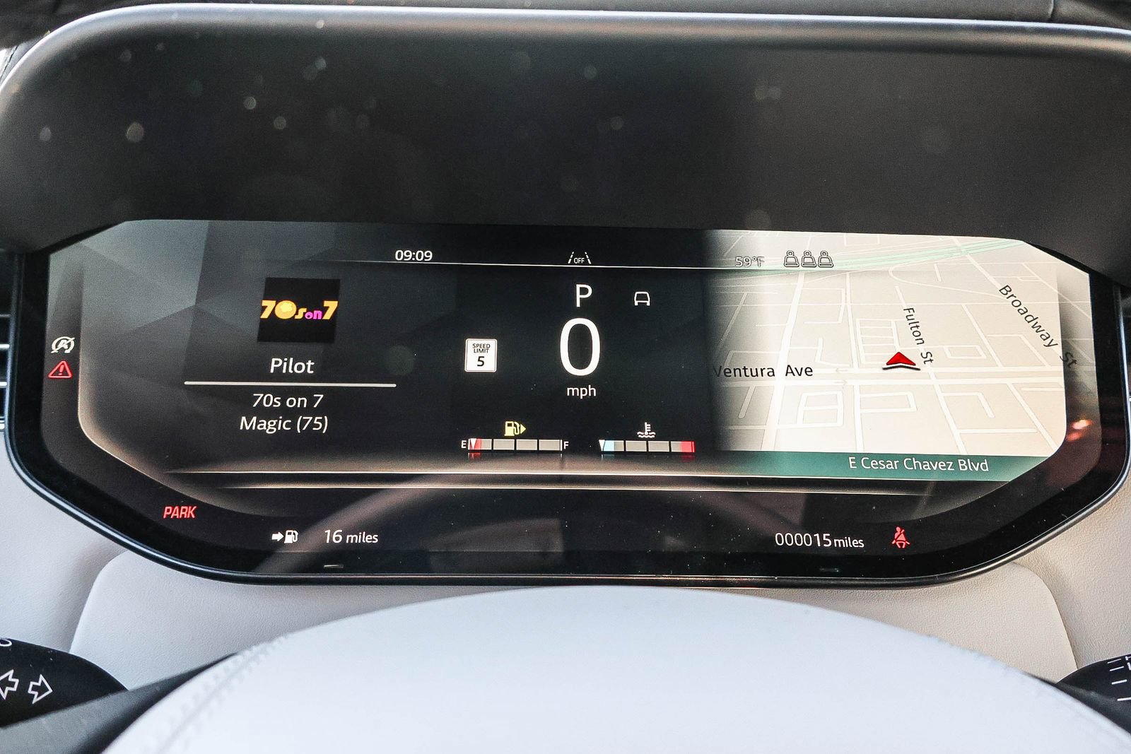 New 2026 Land Rover Range Rover Sport SE image 33