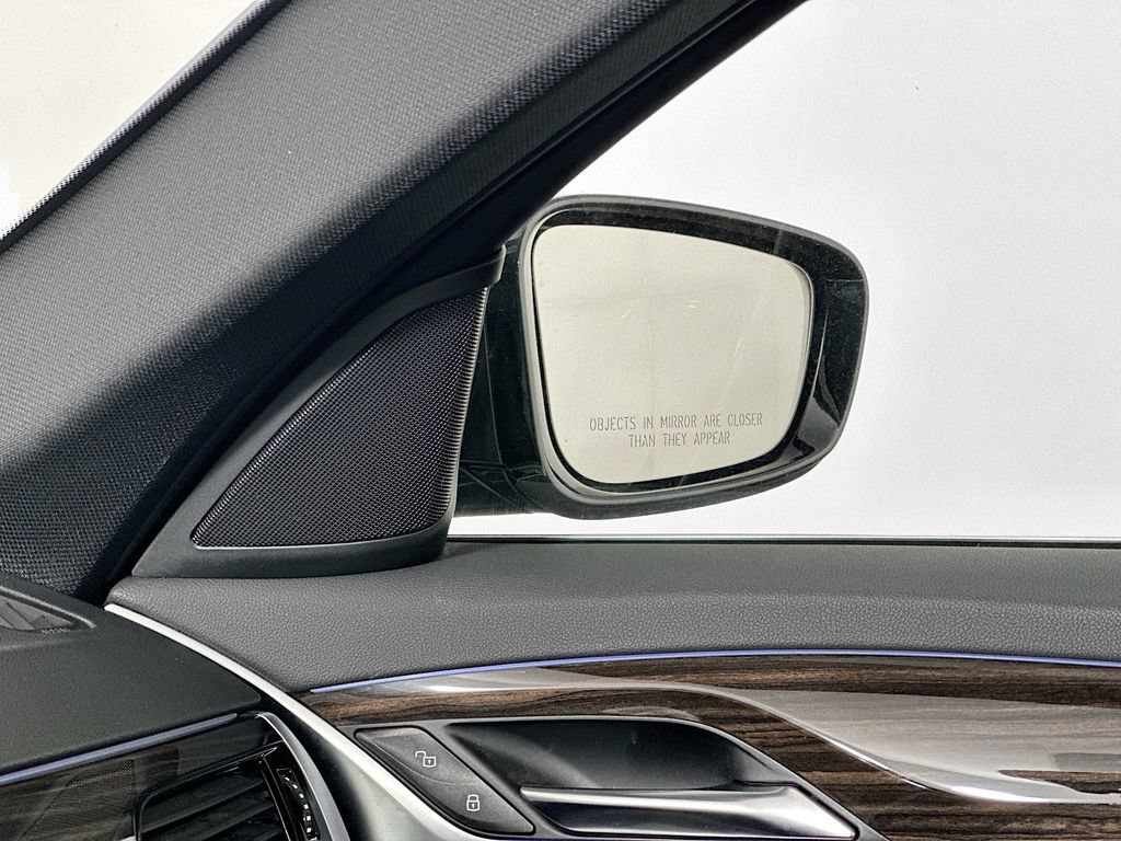 Used 2018 BMW 530e xDrive AWD/4WD image 24