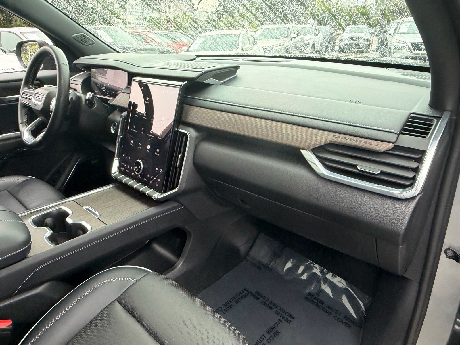 Used 2024 GMC Acadia Denali FWD image 21