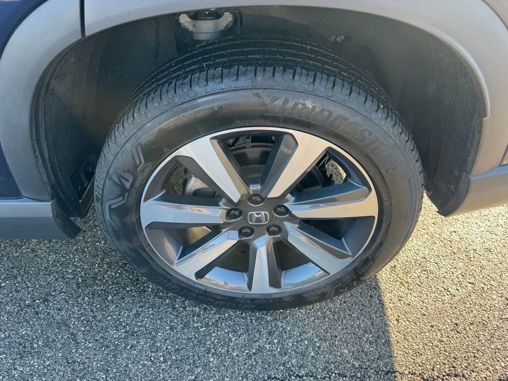 Used 2023 Honda Pilot Elite image 25