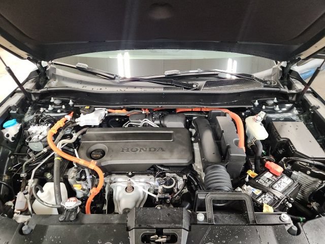 Used 2025 Honda CR-V Sport-L image 9