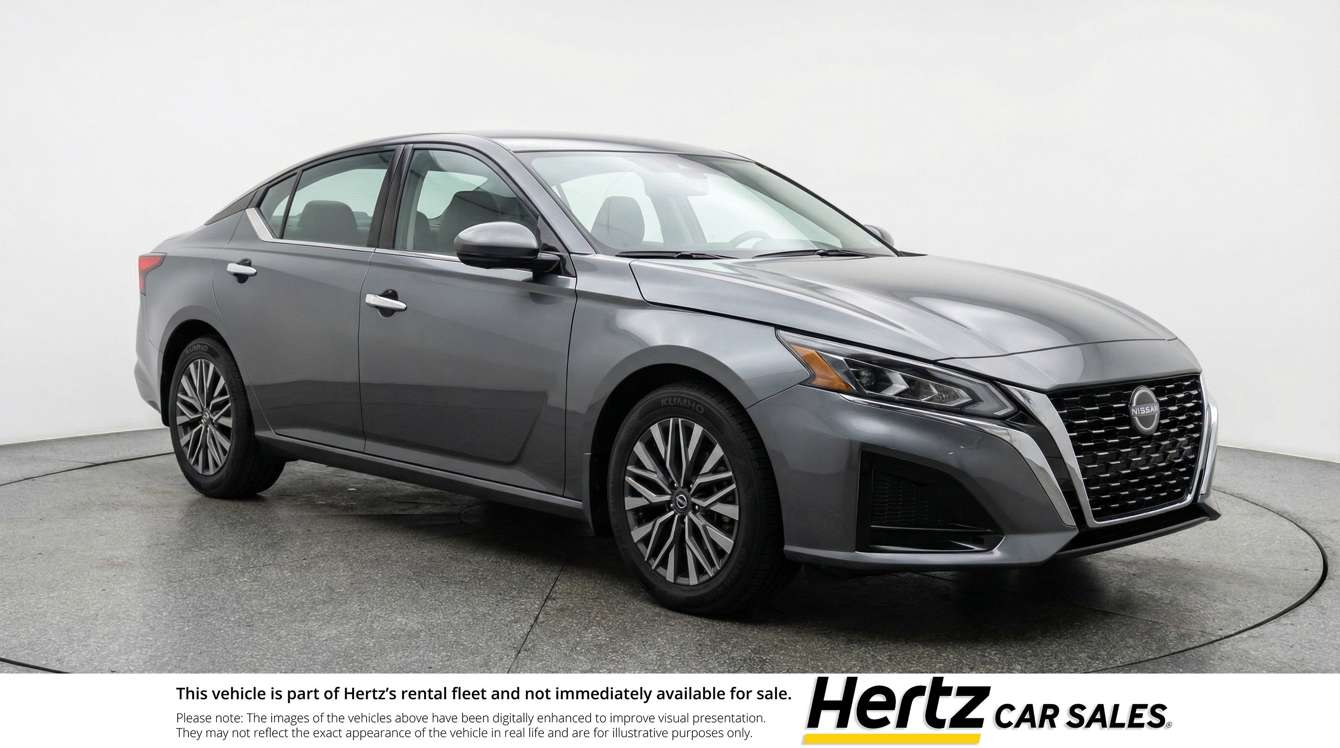 Used 2025 Nissan Altima 2.5 SV FWD image 1