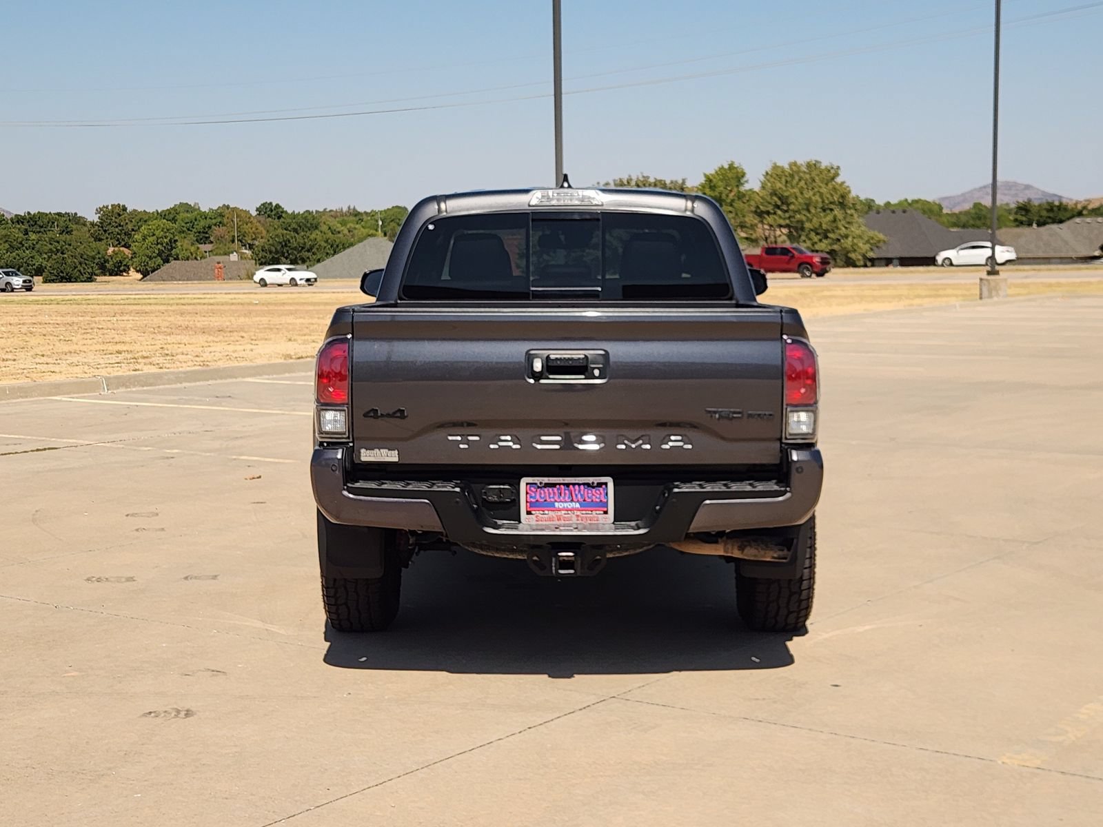 Used 2023 Toyota Tacoma TRD Pro AWD/4WD image 9