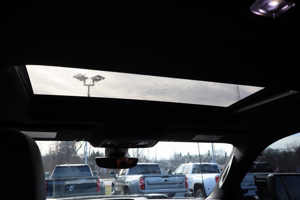 Used 2021 Chevrolet Silverado 2500 High Country w/ Z71 Off-Road Package image 22