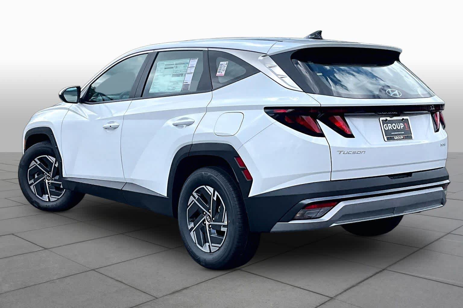 New 2026 Hyundai Tucson Blue SE FWD image 7