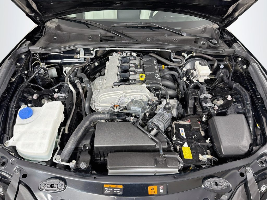 Used 2021 MAZDA MX-5 Miata RF Grand Touring RWD image 27