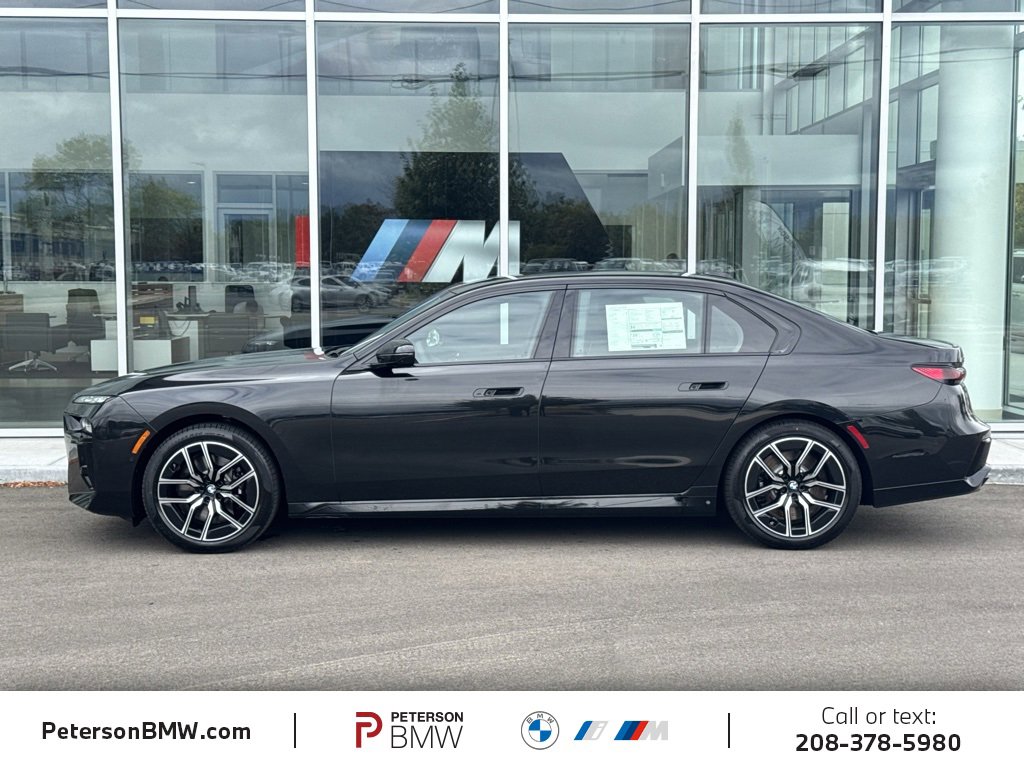 New 2026 BMW 760i xDrive w/ Executive Package image 4
