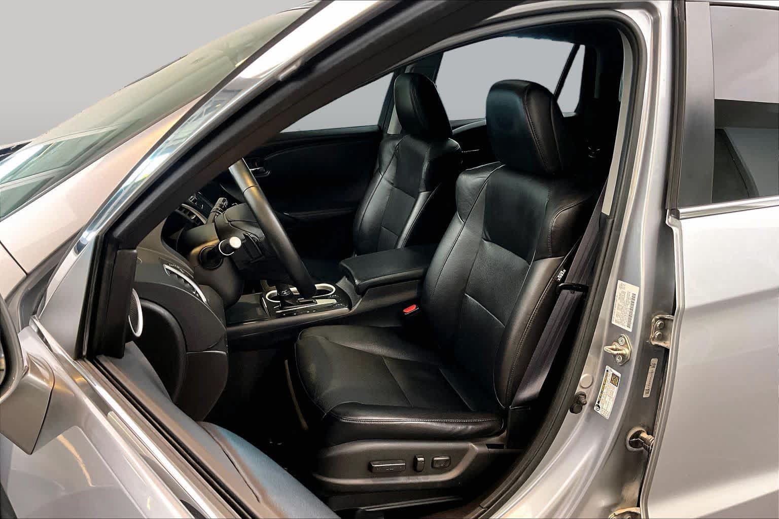 Used 2017 Acura RDX w/ Technology Package FWD image 7