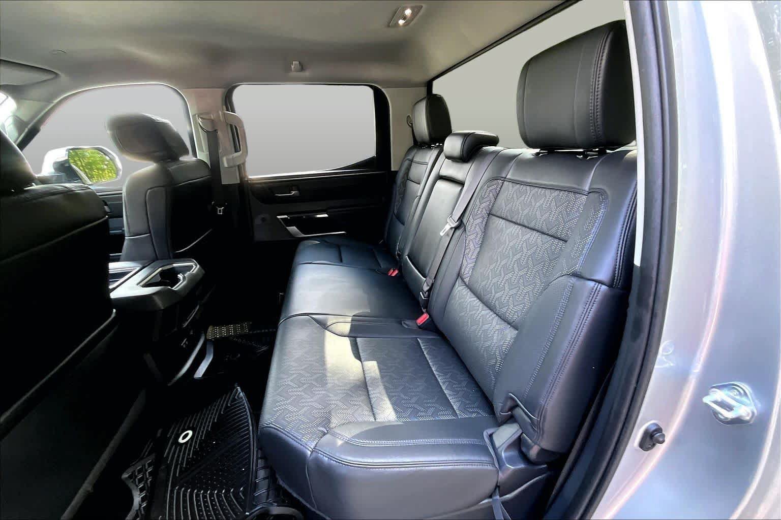 Used 2024 Toyota Tundra Limited AWD/4WD image 19