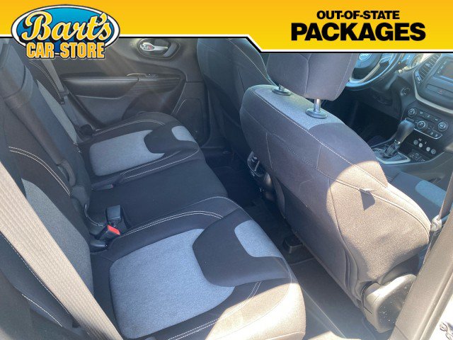 Used 2014 Jeep Cherokee Latitude FWD image 12