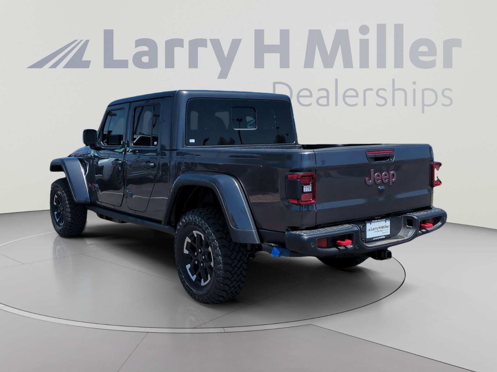 New 2026 Jeep Gladiator Rubicon w/ Capability Package AWD/4WD image 3