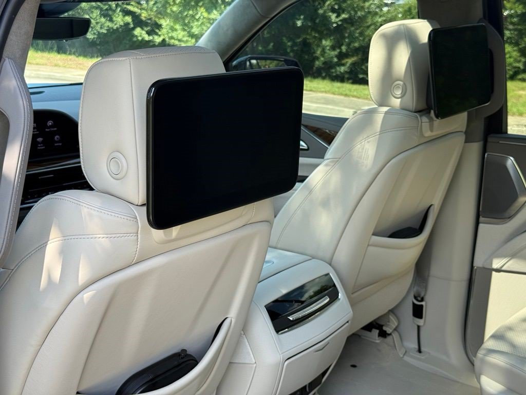 Certified 2024 Cadillac Escalade Sport Platinum w/ LPO, ONYX Package AWD/4WD image 26