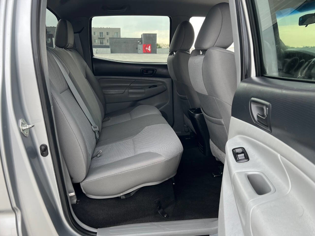 Used 2014 Toyota Tacoma 4x4 Double Cab w/ TRD Sport Package image 20